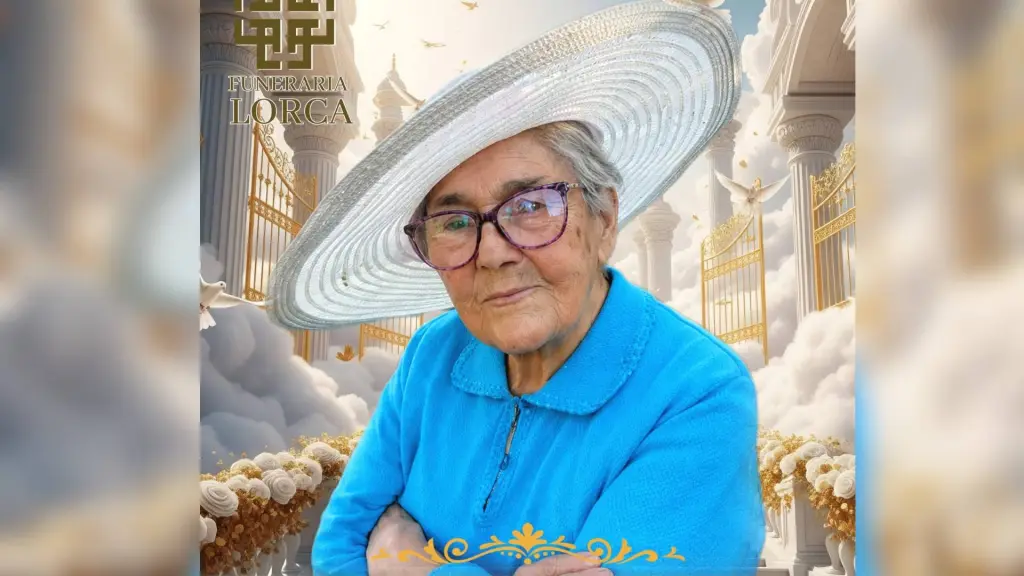 Ana Moreno Figueroa fue coautora del libro Alrededor del Fogón, publicación que recopiló poemas y relatos sobre la memoria de Yumbel Estación., Funeraria Lorca