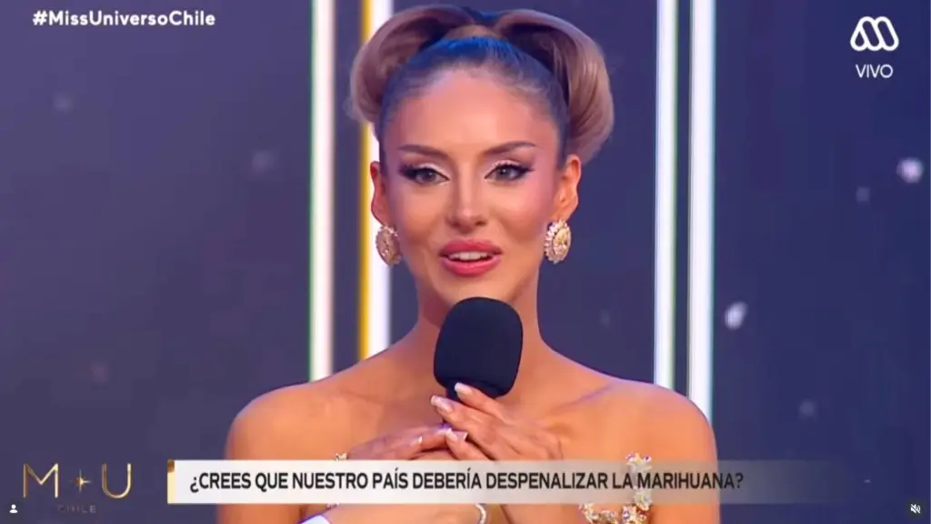 Mariane Kiss representó a Los Ángeles en la final de Miss Universo Chile 2026, disputada la noche del domingo., Captura
