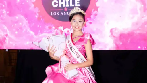 Martina Alvarado se corona como ganadora del Miss Mini Chile Los Ángeles