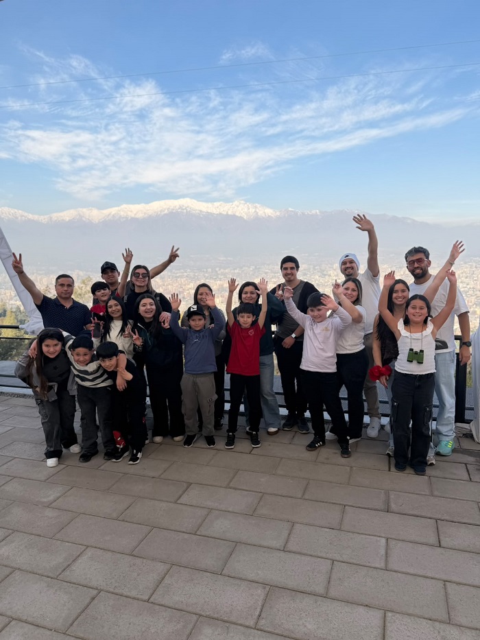 Los niños de la Escuela de Audax Italiano Los Ángeles durante su visita al zoológico. / Cedida