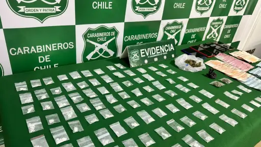 Dos detenidos y 260 dosis de droga incautadas deja operativo policial en Los Ángeles