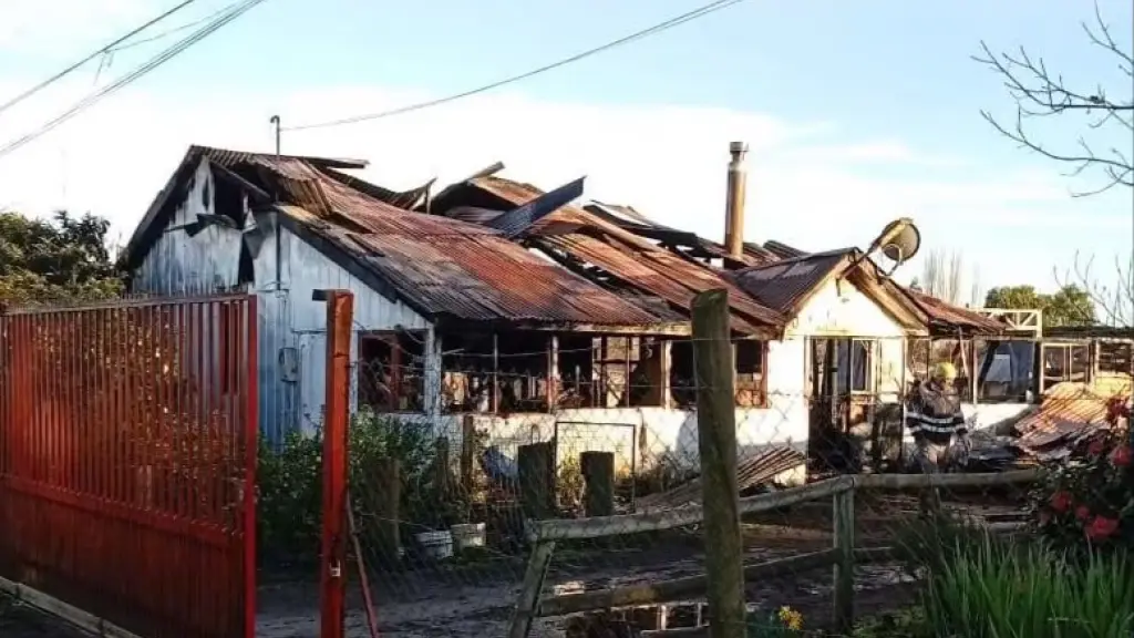 Vivienda dañada por el incendio, CBLA