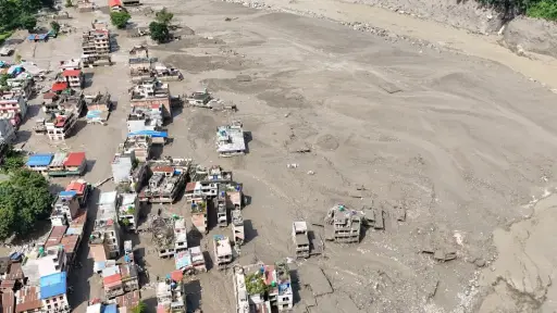 Nepal eleva a 538 los muertos por devastadora riada y alerta por una segunda inundación