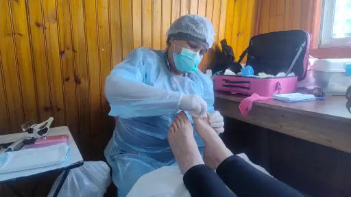 En Quilaco: Operativo podológico atendió a cerca de 50 personas mayores de Loncopangue