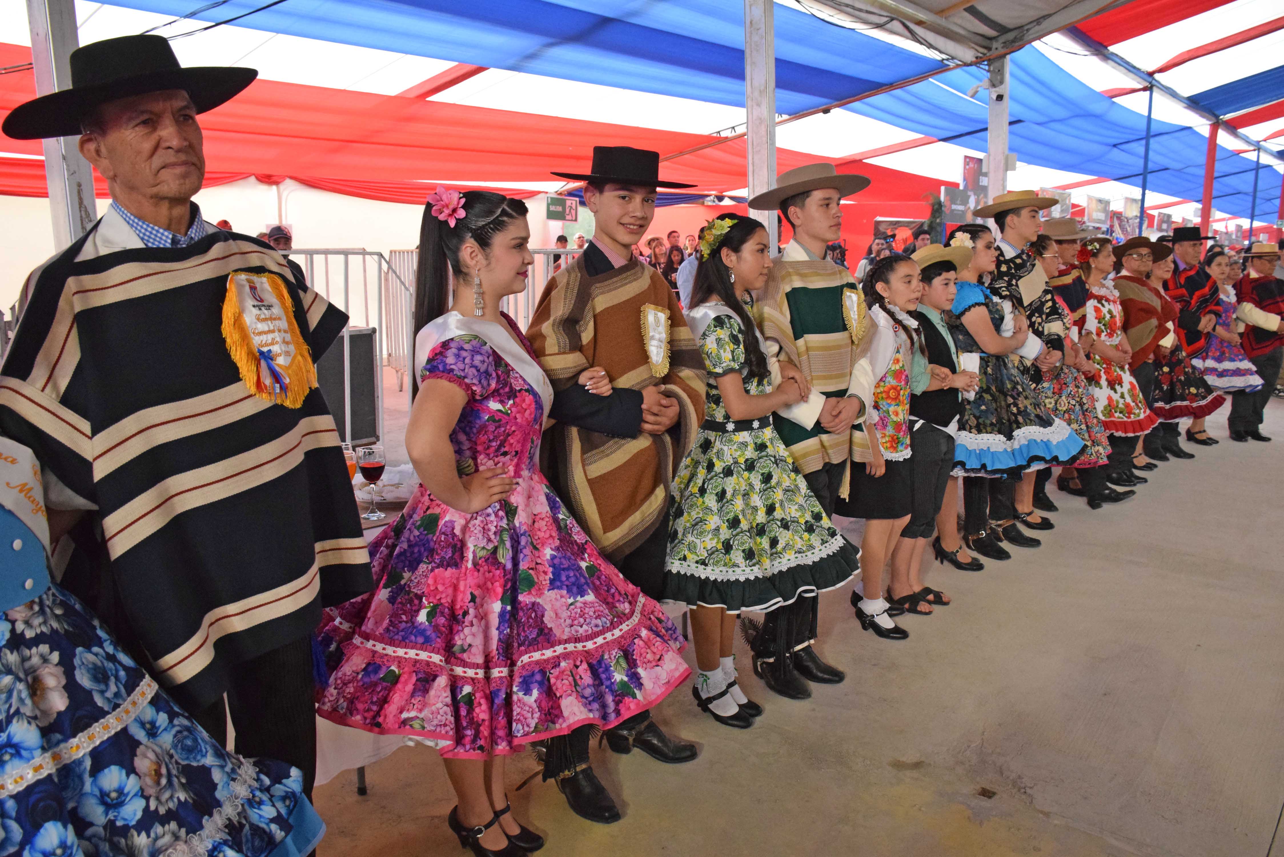 Inauguración Fonda Municipal por 18 de septiembre en Laja. / Municipalidad de Laja