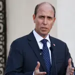 Ministro Arrau, La Tercera