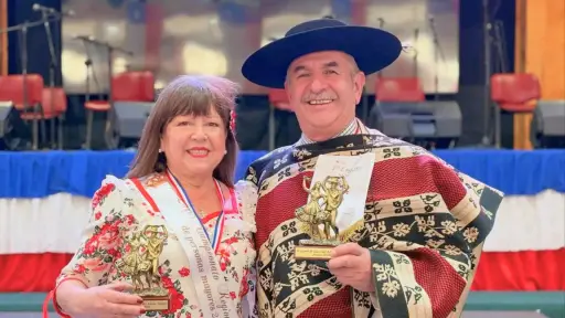 Pareja de Los Ángeles gana Campeonato Regional de Cueca de Personas Mayores
