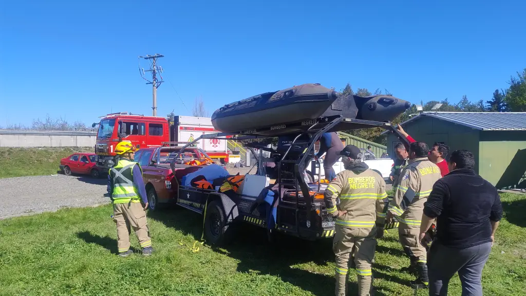 Bomberos recupera cuerpo de hombre extraviado en canal hidroeléctrico de Negrete , Cedida