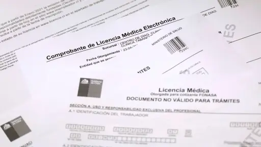 Dictan prisión preventiva para falso psiquiatra por millonario fraude con licencias médicas
