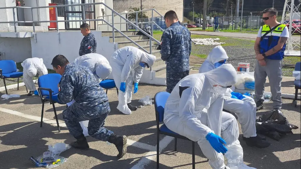Jornada de capacitación dirigida a 25 integrantes de la dotación activa y personal operativo de la Capitanía de Puerto de Talcahuano., Seremi de Salud Biobío