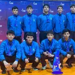 El equipo juvenil masculino del Colegio Teresiano recibió el reconocimiento tras obtener el segundo lugar en la fase regional de vóleibol., Cedida