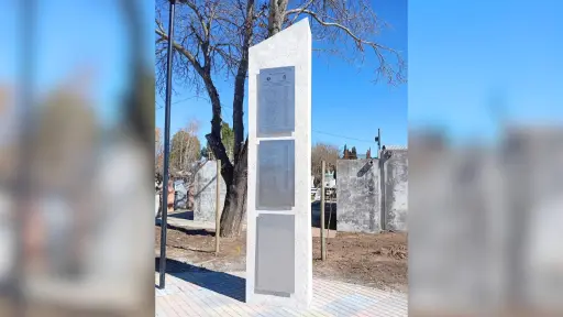 Un espacio para recordar a nuestros bebés: memorial del duelo perinatal toma forma en Los Ángeles