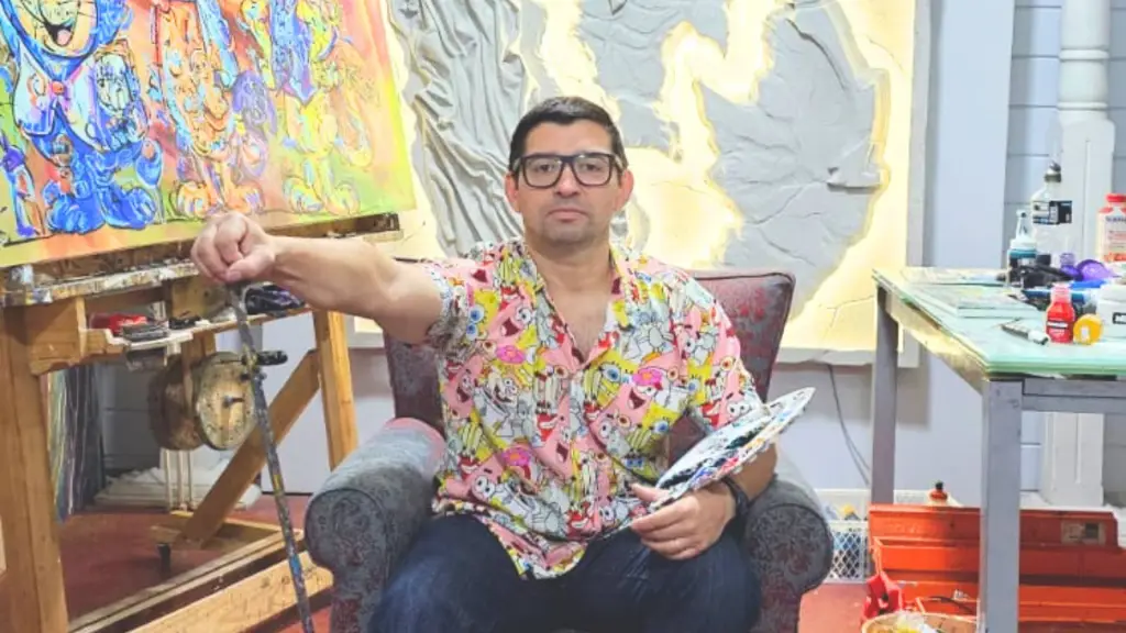 El creador angelino cuenta con cerca de 30 años de recorrido en las artes plásticas y actualmente concentra la mayor parte de su trabajo en el óleo sobre tela., Cedida