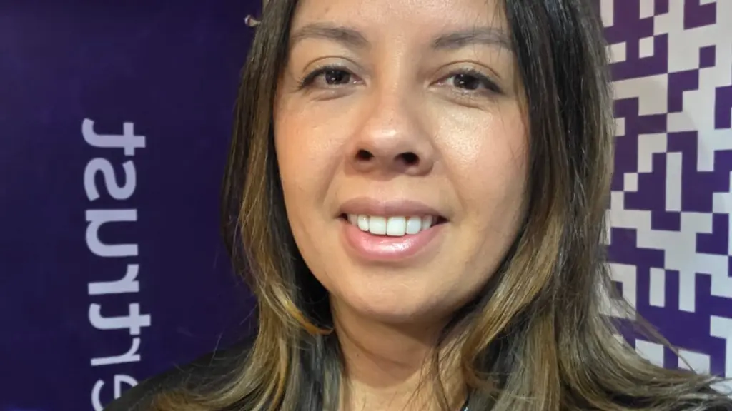 Pamela Ortiz, Cedida