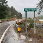Puente Queuco, La Tribuna