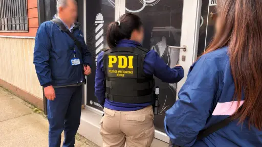 Fiscalización a barberías controla a 14 extranjeros y detecta seis infracciones en Temuco