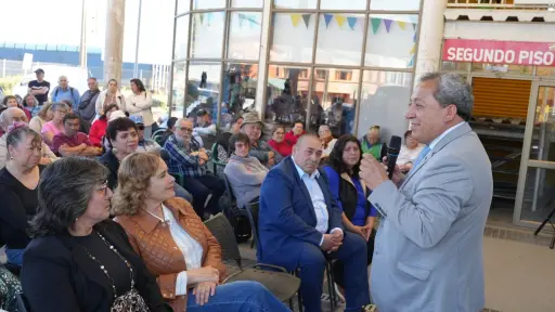 Laja avanza en la modernización de su Mercado Municipal: comerciantes conocen detalles de inversión de \\$1.200 millones