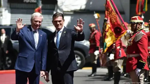 Kast y Paz inician un histórico acercamiento entre Chile y Bolivia tras 71 años de distanciamiento diplomático.