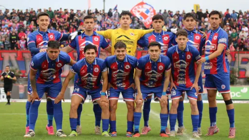 Este domingo en el Fiscal de Talca: La Azulgrana quiere saldar cuentas con Fernández Vial y meterse en los playoffs