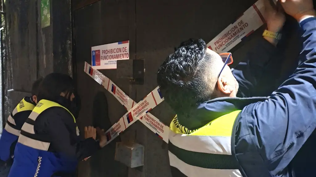 Local nocturno fue clausurado, Seremi de Salud Biobío