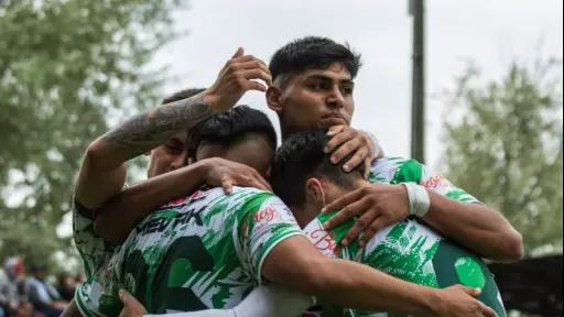 Deportes Laja inicia su sueño de ascenso frente a Cultural Maipú en la liguilla de la Tercera B
