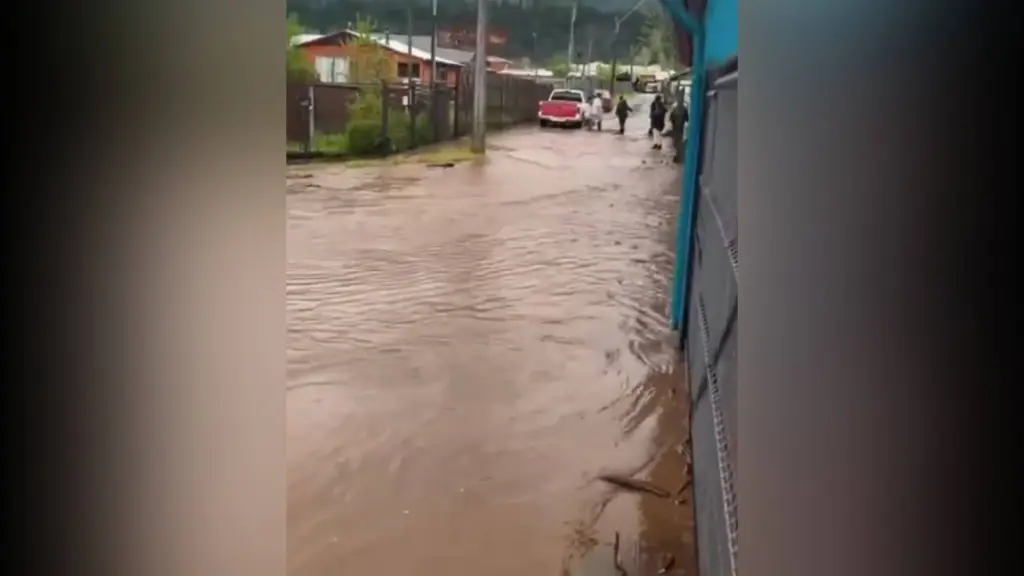 Aguacero de siete minutos, Municipalidad de Antuco