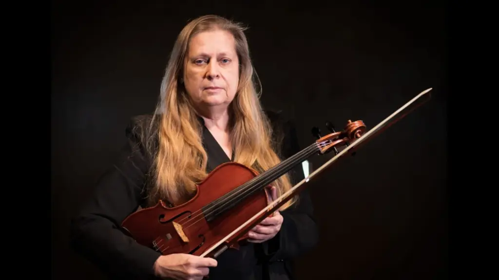 Penélope Knuth, El Conquistador FM