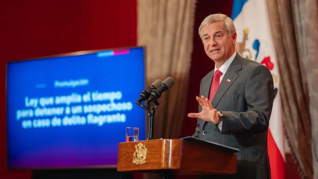 https://www.latribuna.cl/politica/2026/10/03/presupuesto-2027-contempla-mas-de-11600-millones-para-el-servicio-de-migraciones-con-foco-en-concretar-expulsiones.html, X: @PresidenteKast
