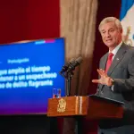 https://www.latribuna.cl/politica/2026/10/03/presupuesto-2027-contempla-mas-de-11600-millones-para-el-servicio-de-migraciones-con-foco-en-concretar-expulsiones.html, X: @PresidenteKast