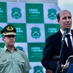 El ministro Martín Arrau abordó la tramitación de las RUF durante su visita a la familia del sargento Jaime Urrea en la provincia de Biobío., Ministerio de Seguridad (Archivo)