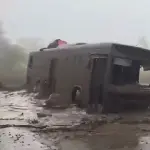  Las intensas lluvias provocaron el desborde de una quebrada y dejaron varias viviendas afectadas, principalmente en sectores de la capital chilena., Redes sociales