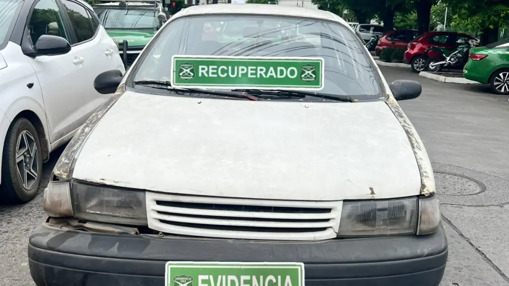 Hombre fue detenido tras ser sorprendido con un vehículo robado en Los Ángeles, La Tribuna