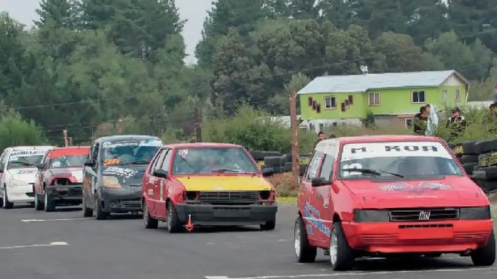 Otra de las definiciones será en la categoría Fiat 600 Turismo, tracción trasera., cedida