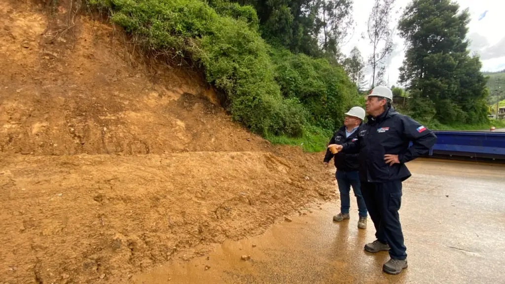 Profesionales de la Seremi de Vivienda y Urbanismo del Biobío han realizado visitas al sector para evaluar las condiciones del terreno en Lota, Seremi de Vivienda y Urbanismo