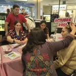 La Feria de la Salud para la Mujer albergó distintos stands con entrega de información en distintas temáticas de salud., La Tribuna