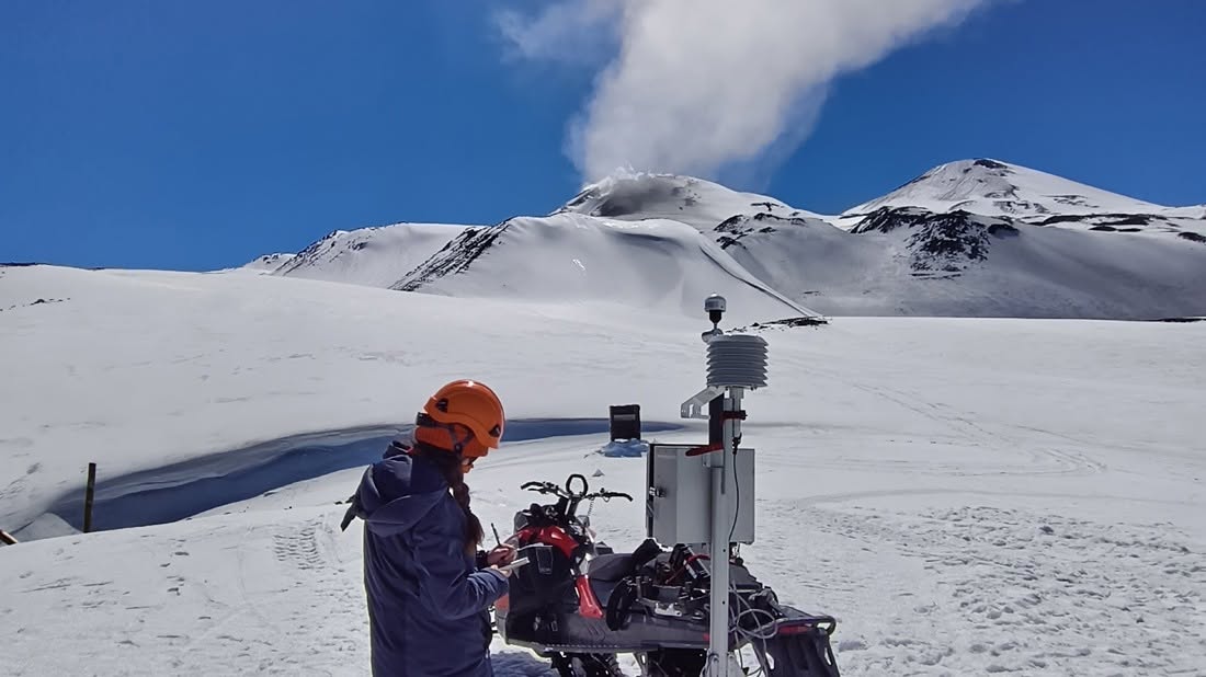 Mediciones en Volcán Nevados de Chillán / Sernageomin