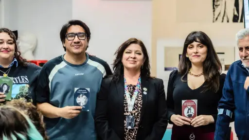 Editorial angelina presentó colección de libros en jornada de poesía y teatro