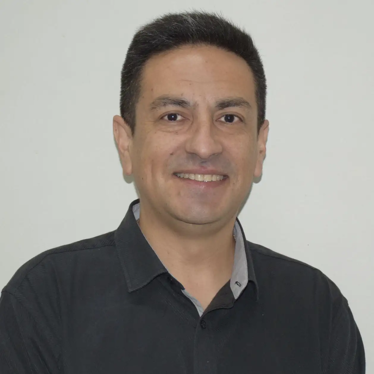  Jorge Monares Olivares